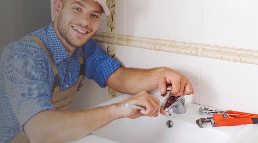 Expert burst pipe repair services in Libertyville, IL
